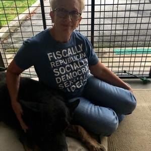 Meet your Posher, Becky